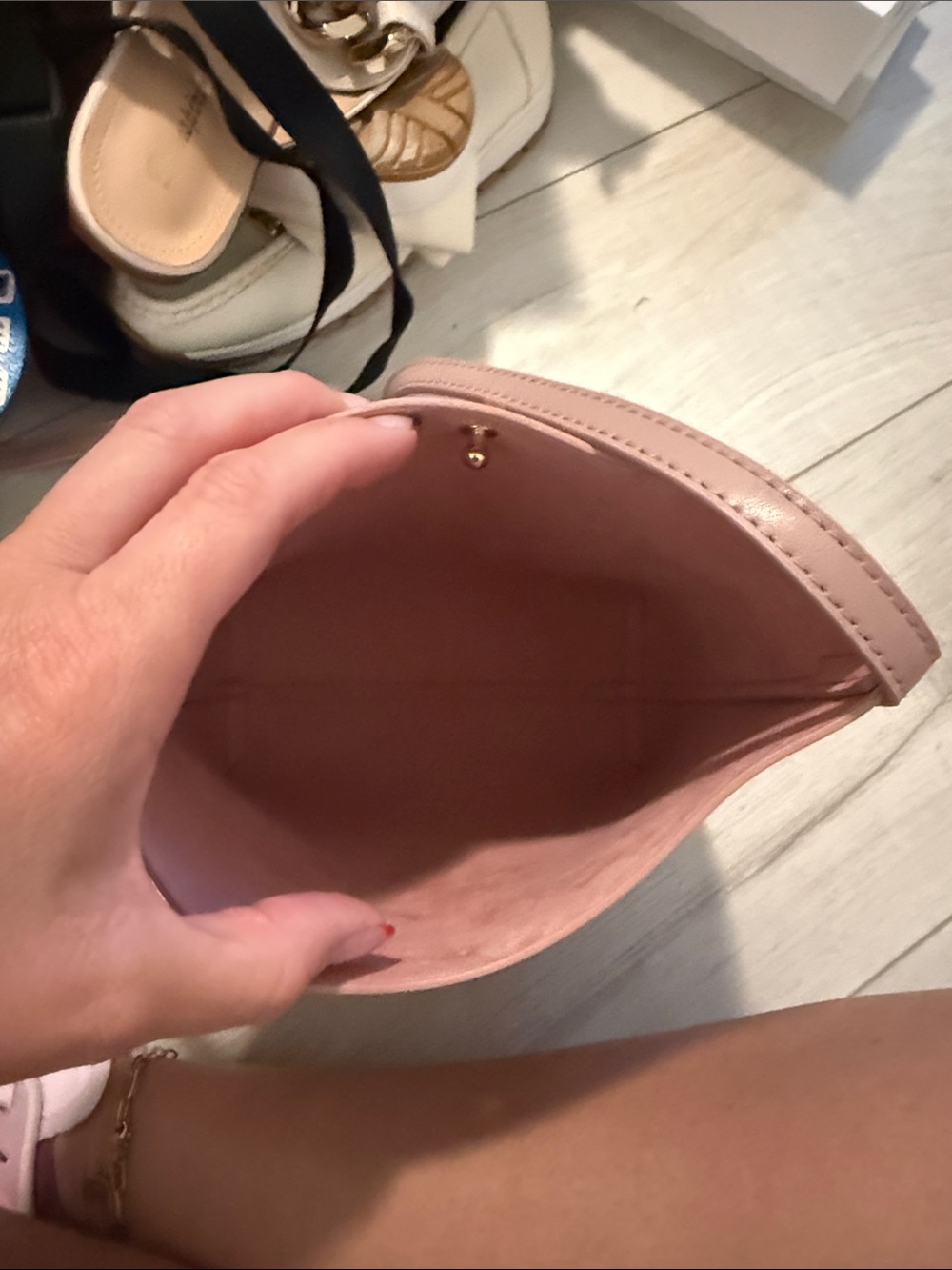 SAMARA Dusty Rose Crossbody Bag - Picture 2 of 3